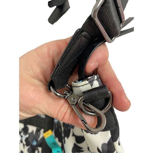 Heathers closet White and black printed tote bag with crossbody strap NWOT - Picture 4 of 6